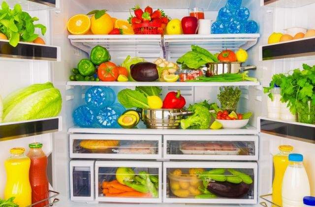 Depoziteaza-le in alta parte! Zece alimente pe care NU AR TREBUI sa le tii in frigider