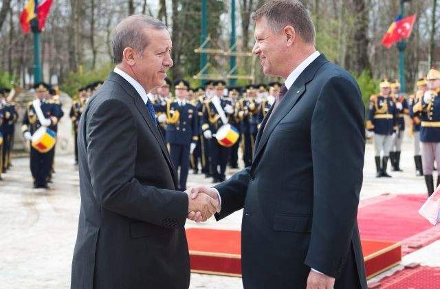 Erdogan isi scurteaza vizita in Romania, in urma evenimentelor din Turcia