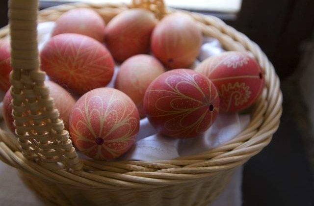 Inca nu stii unde sa pleci de Paste? Destinatii superbe din Romania pentru TOATE buzunarele