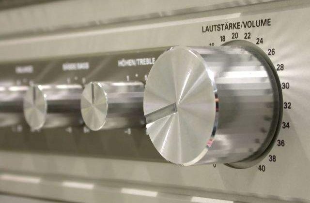 Postul de radio Activ EFEM se va transforma in Radio Tananana