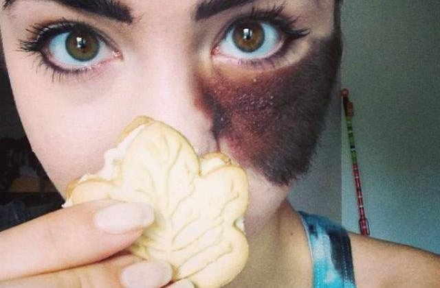 [FOTO] I-au spus sa isi opereze semnul din nastere, dar ea il poarta cu mandrie