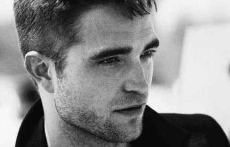 Actorul Robert Pattinson s-a logodit
