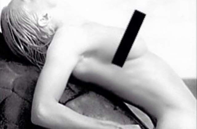 [Video] Madonna protesteaza fata de ipocrizia retelelor de socializare, pozand nud