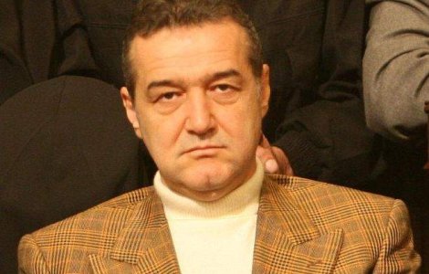 Gigi Becali, in pelerinaj la Muntele Athos