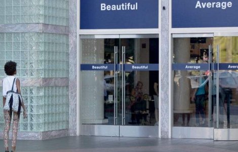 O noua campanie Dove le arata femeilor ca a fi frumoasa este o alegere