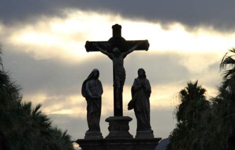  Top  Ziua rastignirii lui Iisus: Ce TREBUIE sa faca orice crestin in Vinerea Patimilor