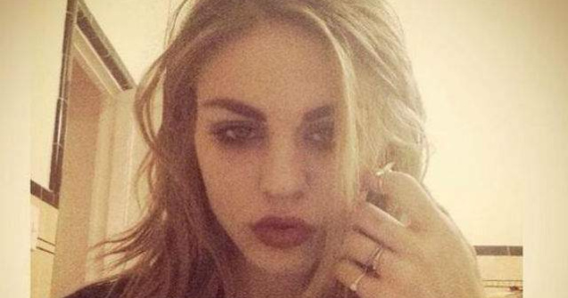 Fiica lui Kurt Cobain a vorbit pentru prima data despre tatal ei