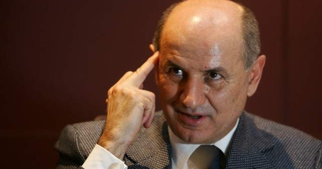 Scandalul legat de posibilul plagiat al lui Copos, in atentia Universitatii Bucuresti