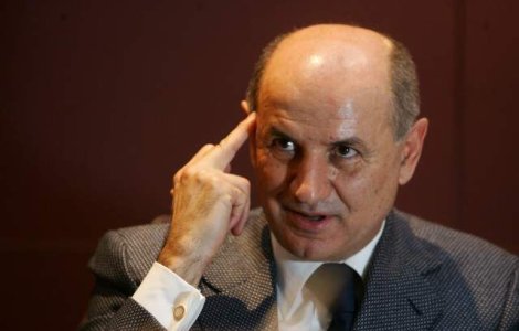 Copos: Proportia pasajelor din carte susceptibile de plagiat e de 2%