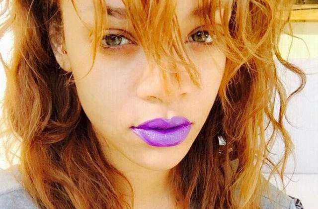 [VIDEO] Rihanna surprinsa in timp ce priza cocaina