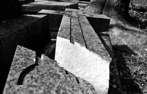 Pennsylvania: Mormantul tatalui lui Hillary Clinton, vandalizat