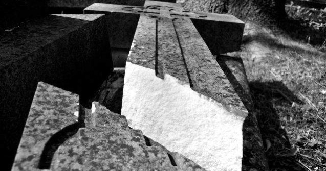 Pennsylvania: Mormantul tatalui lui Hillary Clinton, vandalizat