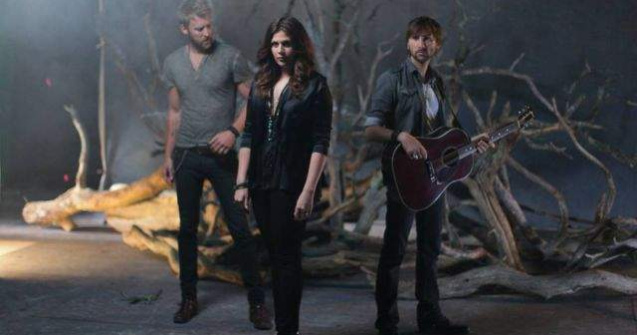  Video  Texas: Autocarul trupei Lady Antebellum, cuprins de flacari