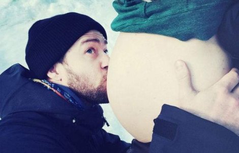 Justin Timberlake si Jessica Biel au postat prima imagine cu fiul lor