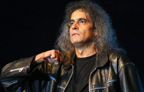 Cristi Minculescu se reuneste cu fostii sai colegi din trupa Iris