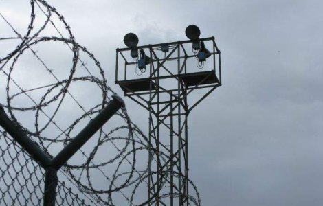 Maior: Nu s-au aprobat centre speciale CIA in Romania