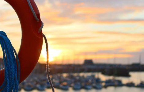 Turistii, vegheati de salvamari voluntari in mini-vacanta de 1 Mai