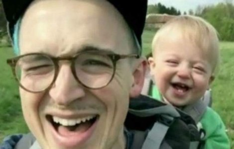  Video  Poti urmari acest clip pana la final fara sa zambesti?