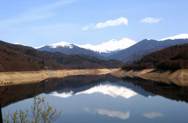 Trebuie sa le vizitezi! Cele mai FRUMOASE parcuri naturale din Romania
