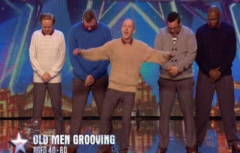 La inceput au crezut ca este o gluma. Apoi au vazut cum danseaza