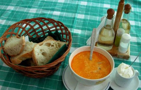  Top  Esti roman daca... 11 obiceiuri culinare care te dau de gol