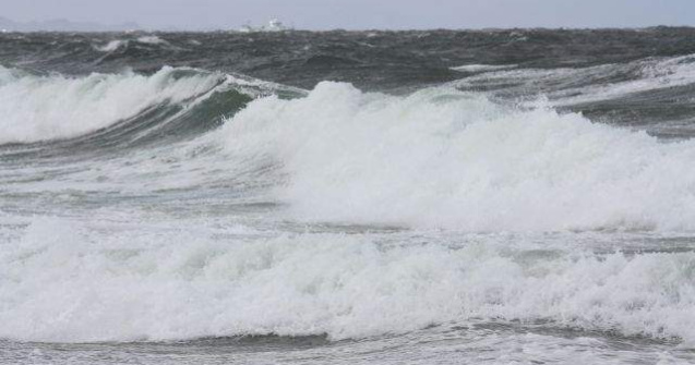 Zeci de imigranti africani, inecati in Marea Mediterana