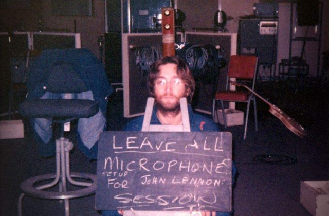 Marea Britanie: Actul de divort al lui John Lennon, scos la licitatie