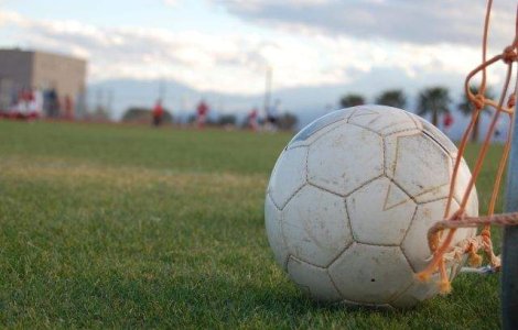 Romania se mentine pe locul 12 in clasamentul FIFA