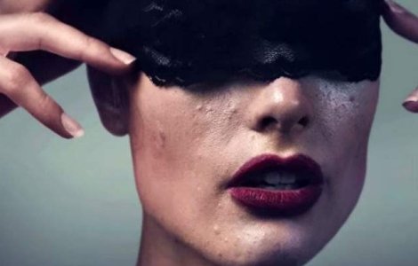 Inainte si dupa Photoshop: cum arata un model dupa 6 ore de editare