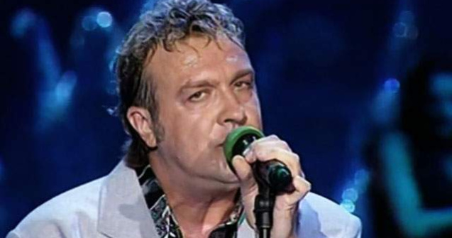  Top  Top 10 cele mai INDRAGITE cantece ale lui Gabriel Cotabita