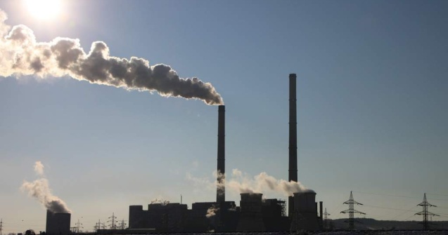 Concentratia de CO2 din atmosfera, peste pragul istoric