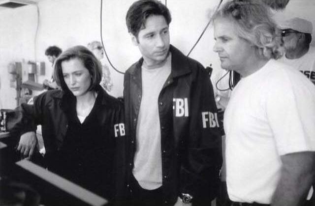 Gillian Anderson si David Duchovny s-au sarutat pe scena