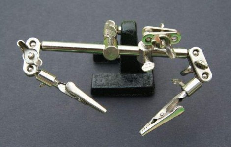 Roboti care ajuta copiii cu autism, la un concurs in Capitala