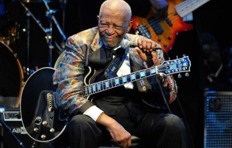 Legenda muzicii blues B. B. King a murit la varsta de 89 de ani