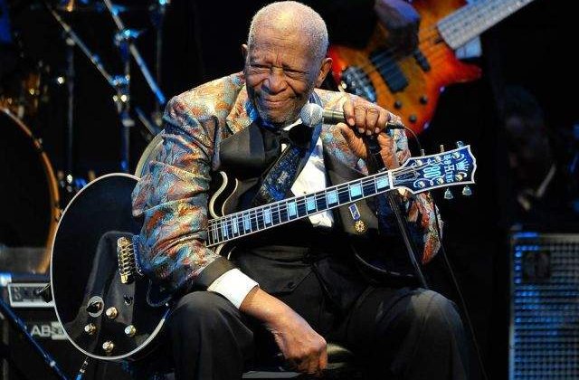 Legenda muzicii blues B. B. King a murit la varsta de 89 de ani