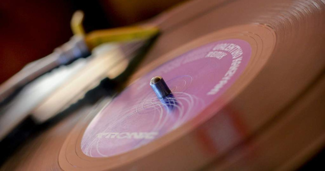  Video  Catalogul muzical al trupei Joy Division, reeditat pe vinil