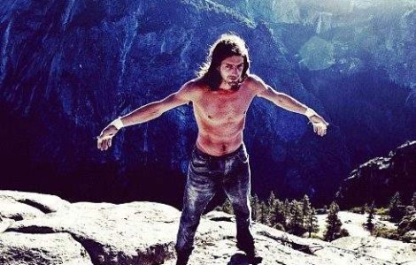 Un celebru acrobat american a murit in timpul unui salt cu "wingsuit"