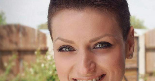 Raluca lupta sa traiasca mai mult decat clipa! Haideti sa o ajutam!