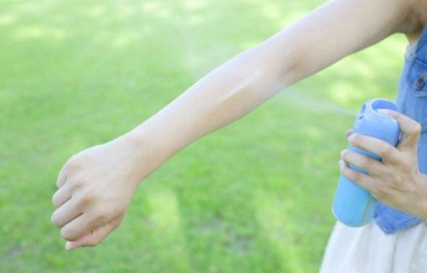  Top  FERESTE-TE de ele! Cele mai PERICULOASE insecte din Romania