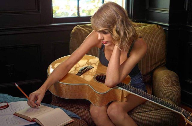 Revista Maxim: Taylor Swift, pe primul loc in lista Hot 100