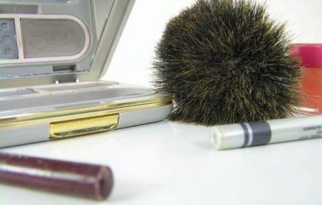 Piele umana obtinuta cu o imprimanta 3D, folosita pentru teste de L'Oreal