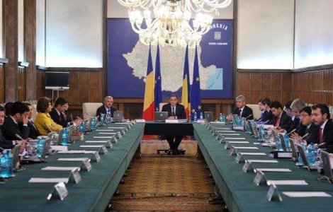 Atributiile si personalul ANRMAP, preluate de o noua structura a Ministerului Finantelor