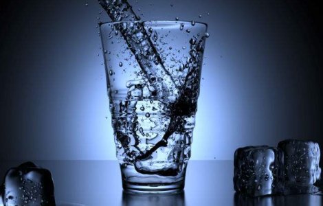  Top  Trebuie sa incerci! Cum transformi apa intr-o bautura MIRACULOASA