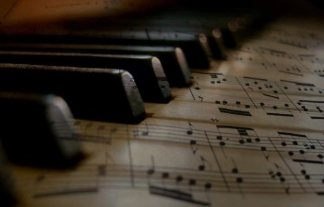  Top  Sigur nu le stiai! Zece lucruri MAI PUTIN cunoscute despre muzica