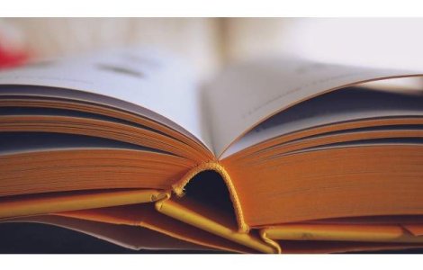 Bookfest 2015: Klaus Iohannis isi lanseaza maine cea de-a doua carte