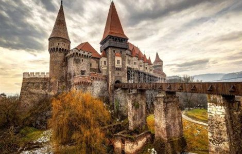  Top  9 destinatii de vacanta recomandate de Lonely Planet. Romania e in top