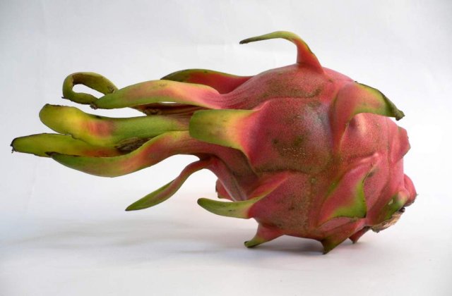 Nu le mai evita! Fructe CIUDATE pe care ar trebui sa le CONSUMI