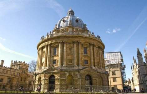 Universitatea Oxford va fi condusa de o femeie