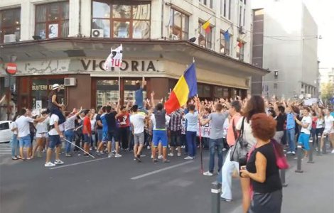 Parada Elevilor restrictioneaza traficul in centrul Capitalei