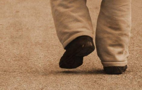  Top  Puterea vointei! Oameni care au parcurs distante UIMITOARE